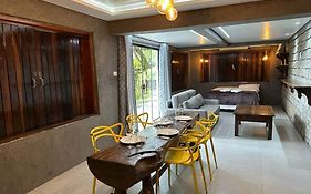Apto 10, Temático Veuve Clicquot com Jacuzzi na Morada do Ganso